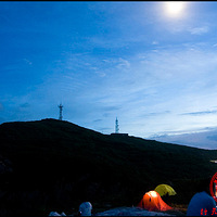 ���塤һ���4.30~2����ɽ�������ж��û����������ɫ�ĺ���