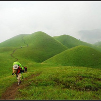 �书ɽ��һ����ɽ�ݵ��ңԶ����