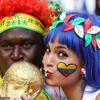 ���籭32ǿ��Ů����һ��