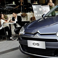 ��ʿ������Ů�ǣ���Ʒζ��ư�ƷζC5�ɣ�