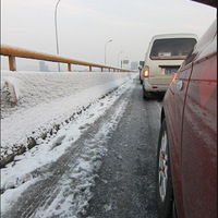 ѩ·�ϼ��ţ�����˳��ͨ����