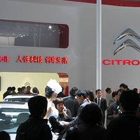 ��Ů�����������ݳ�չ�ϵ������羰�ߣ����ԵĶ�ͼ������