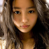 �ձ�90���������ŮУ��  ��������У԰�崿����֮��