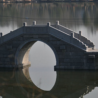 �����е�ӣ��ɽ��̬��԰