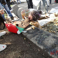 ���˷ѽ� ����Ůѧ��������ͷ����