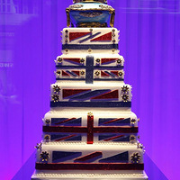 �������Ӵ��ٹ����� 18����񵰸�����ڼ�չ��