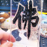 PP�Լ�DIY��iphone4 ����~����Ů�Ƿ�����Ӵ~~