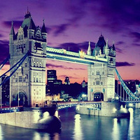 ���ͷ���һ����Ϊ��̤����ңԶ���ó�