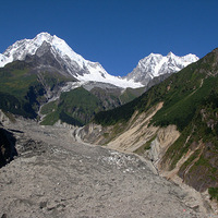 �ӹ���ѩɽ��ľ���