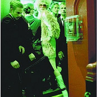 ͼƼ Vogueholdס