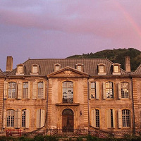 򸾻200һķϹű94ȴֻ4