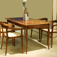 ��ŷE�ҩ��������ں����ڽ�ľ