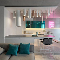 ���ϳ��������ַ��࣬�������ݵ����к����ظУ�