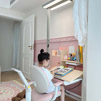 ����Ľ��Ů����ӵ���Ҷ�ʱ����Ķ�ͯ��