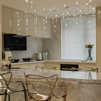 2024յ110Oʽͷ磬Ůѧľ