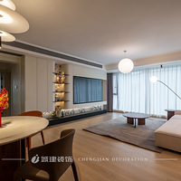 130�O�Ϸ����£����ִ���Լ���йŷ���������̫������