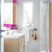 ��ӱ�����������