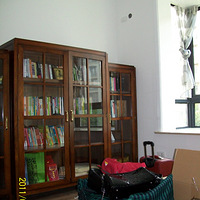 װ�޺��ˣ�С��Ԫһ��ׯ����ʵ��ͼ��