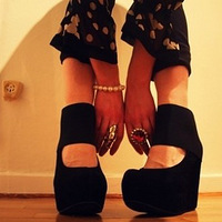 ���߸�Ь�ء�