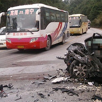 ;���뿭��������ײ ��ǿ����