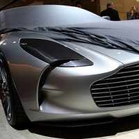 4700��ĳ����ܳ� �Ѿ�ײ��һ̨