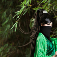 ���ص��Ŵ���Ů����