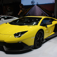 �Ϻ���չ�����̵�-��������Aventador LP720-450 Anniversario
