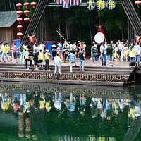 ��ţ������̨