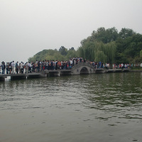 һ��˵�߾��ߵĳԻ�֮�ã��ȱ��ˣ����ӳű���