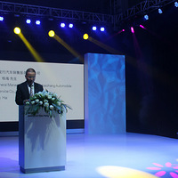 ��������Զ ˼�߳��¡��±���5ϵLi���л�Բ����Ļ