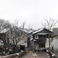 ������ͼ ͻ��������һ����ѩ