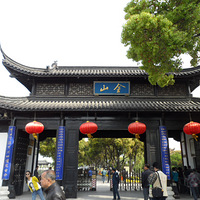 �����С�