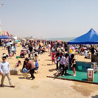 ��һ�͹������պ������棬������Ƭ