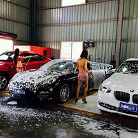 �Ȼ���ϴ���꿪�ţ����ڳ��￴��Ůϴ�裬ȫ���׼ң�