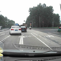 ��F221**�ĳ������������Ϊ֮��