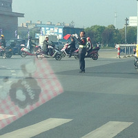 ����ͷ���ϡ�+����һλ������