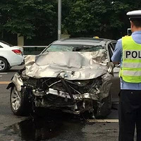 ����7ײ�����Դ�2����������Ϊʲôײ���ˣ�