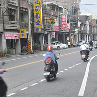 ����ͷ���ϡ�̨���ͷ���������