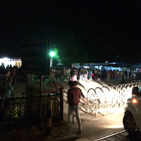 �����Լݻ�ɽ���۷��ˣ�