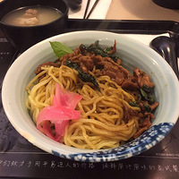 ���Ի�С�ֶӡ��Ϻ��Ͼ�·̩����͵�
λ��