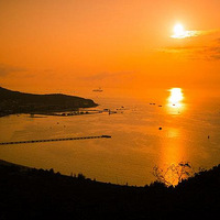 �Ͱְ�����һ����ԡ���⺣�ϣ�