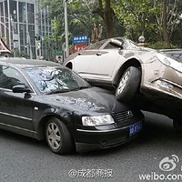 �ɶ��֡����⡱������˾���³����Լ���Ц��