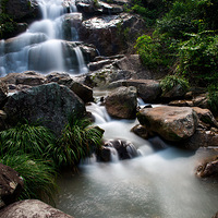 ��ˮ�У������Ͳ������ˣ�