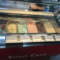 ������ʳ�ε�һվ��СС���ȹݾ�Ȼ������ζ������ζ�ı����