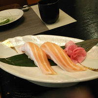 ��ɽ·�ϵĺ췿���ձ�����