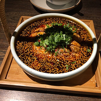 �˰۰������