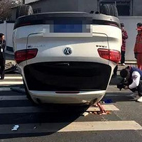 ���ҳ��� 4������ڳ���,���ӵ׳���!����ٶ�,������һ��!