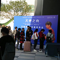 ���ڽ���