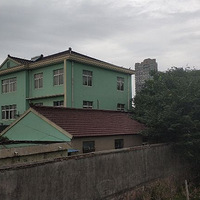 Ժ