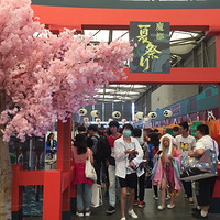 ��ʵ��չͦ���ա������³�����Ҳ���࣬����